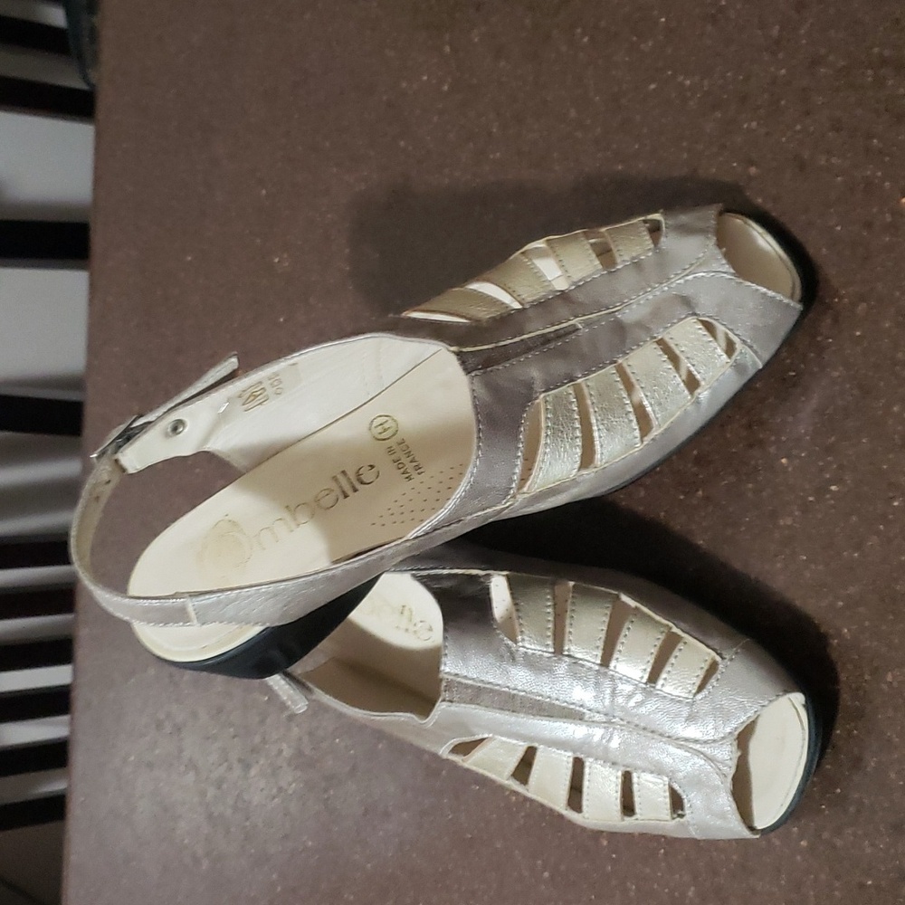 Mbelle Silver Leather Sandals.   Made in France Size 39